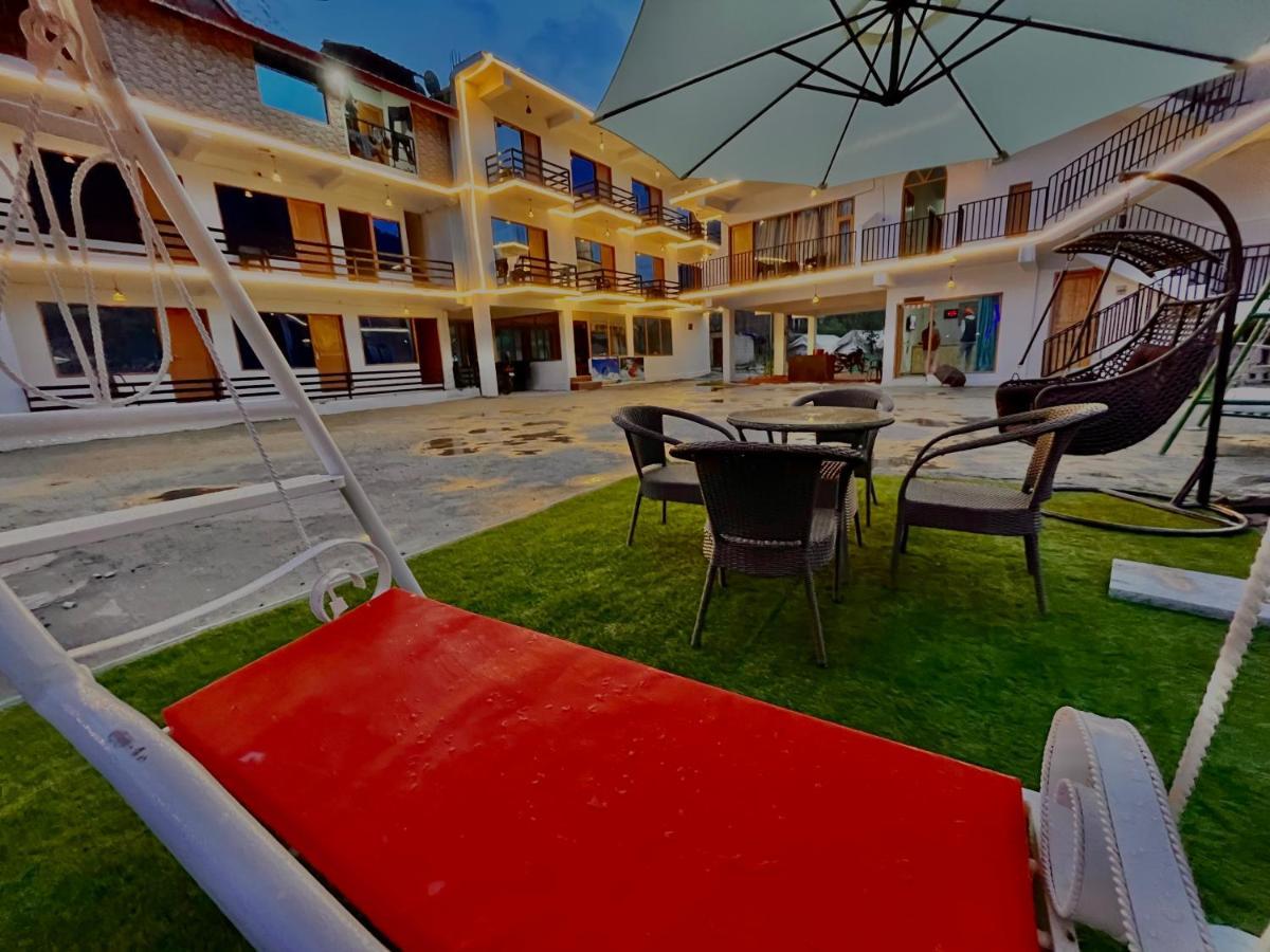 מנאלי Hotel Beas River Retreat - A Riverside Hotel With Balcony מראה חיצוני תמונה