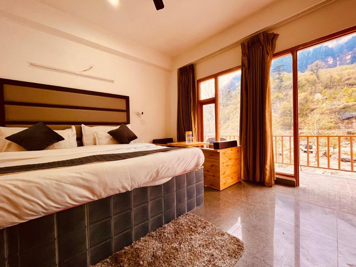 מנאלי Hotel Beas River Retreat - A Riverside Hotel With Balcony מראה חיצוני תמונה