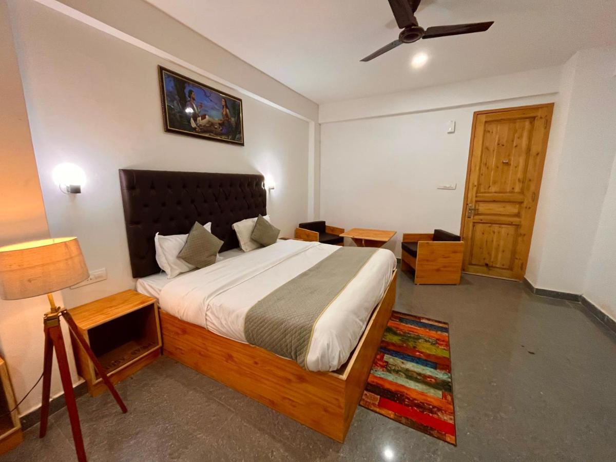 מנאלי Hotel Beas River Retreat - A Riverside Hotel With Balcony מראה חיצוני תמונה