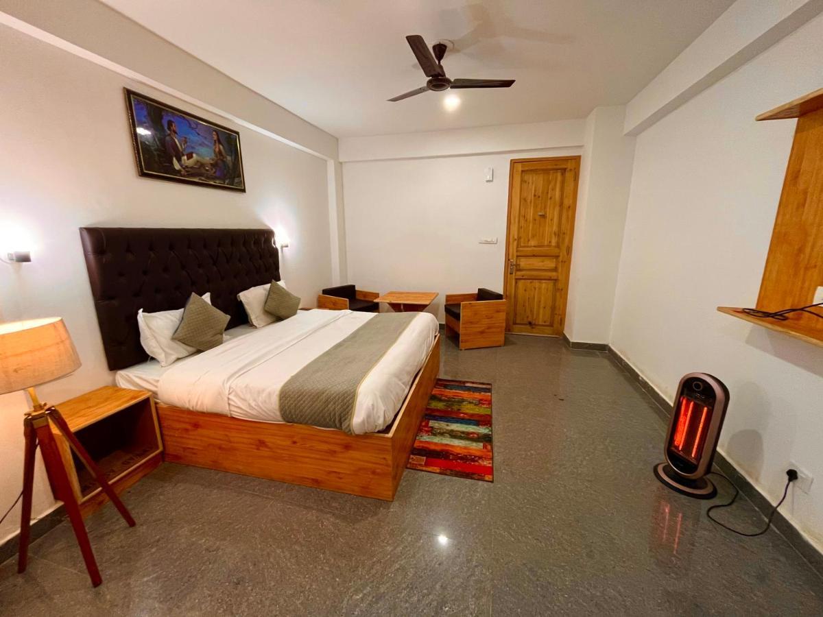 מנאלי Hotel Beas River Retreat - A Riverside Hotel With Balcony מראה חיצוני תמונה