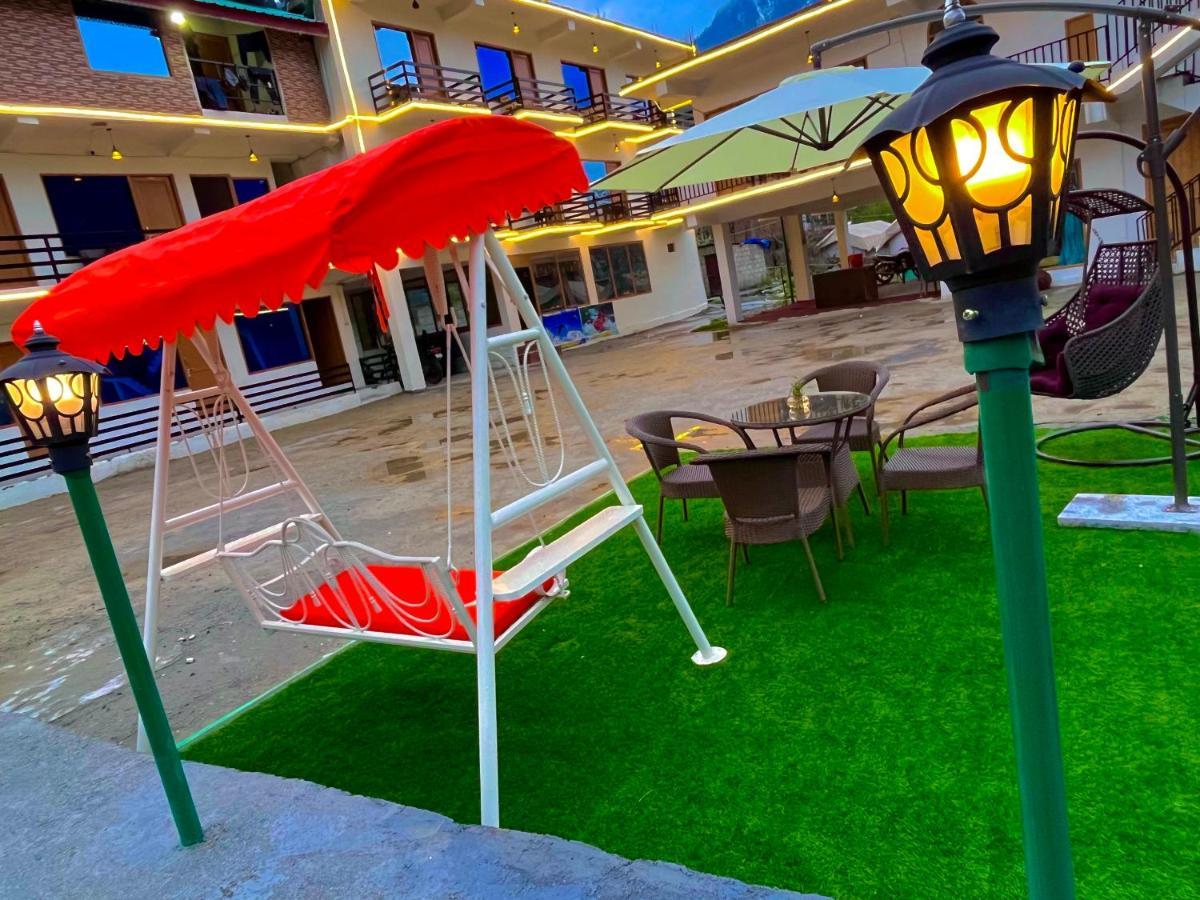 מנאלי Hotel Beas River Retreat - A Riverside Hotel With Balcony מראה חיצוני תמונה