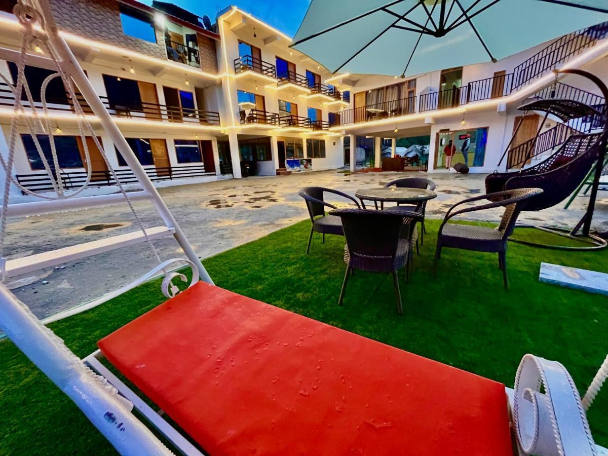 מנאלי Hotel Beas River Retreat - A Riverside Hotel With Balcony מראה חיצוני תמונה