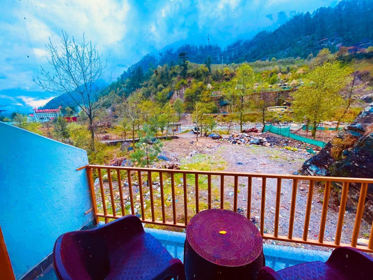מנאלי Hotel Beas River Retreat - A Riverside Hotel With Balcony מראה חיצוני תמונה